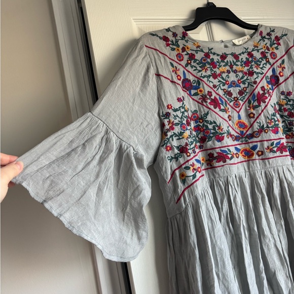 Umgee Gray Long Sleeve Dress with Floral Embroidery - Picture 2 of 3